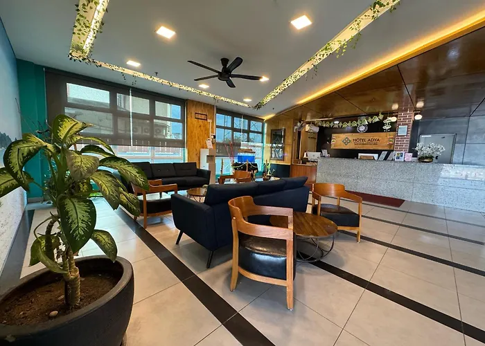 Hotel Adya Express Chenang