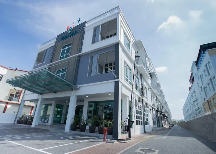 Hotel Adya Express Chenang