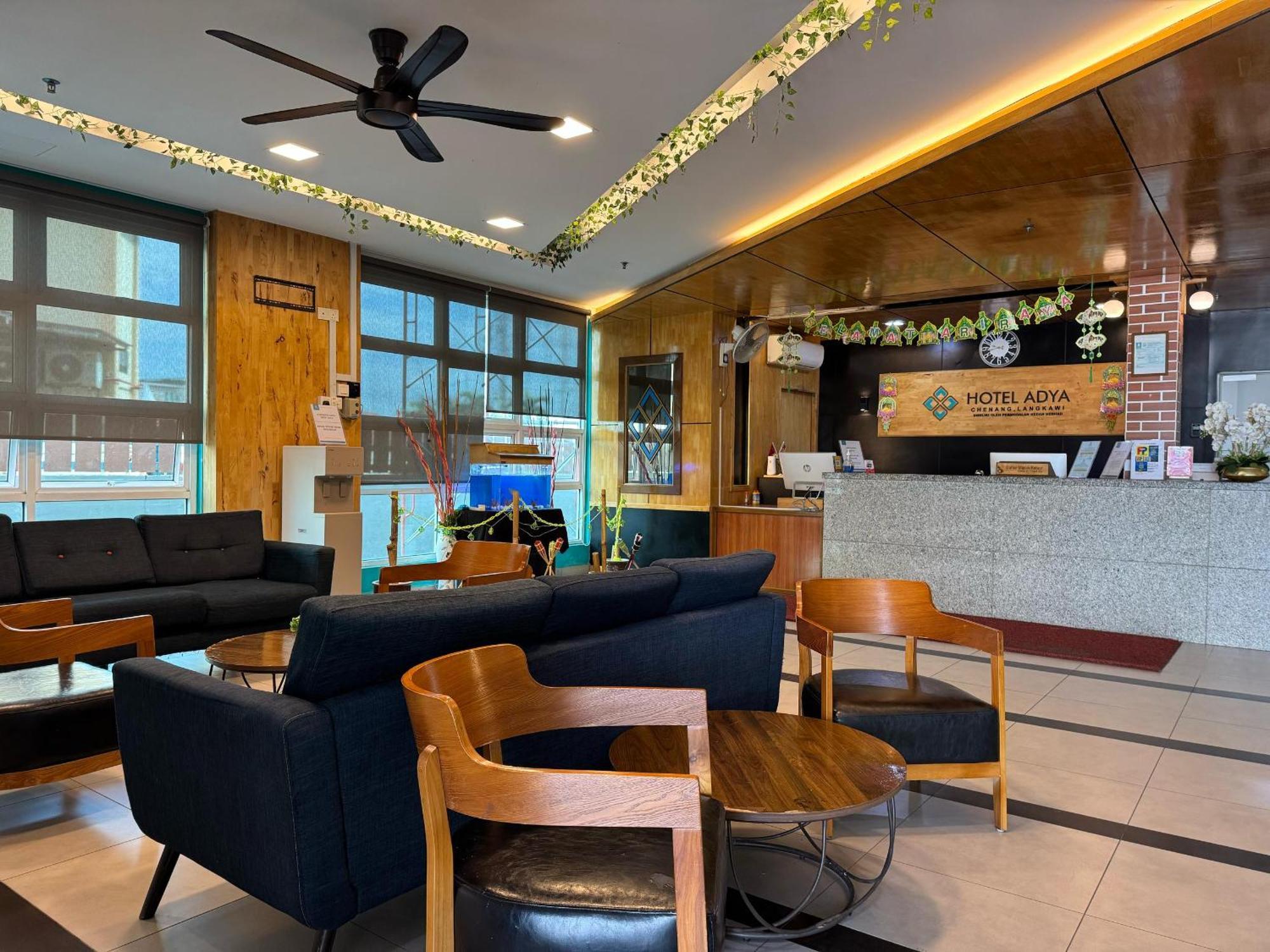 Adya Express Chenang Hotel 3*