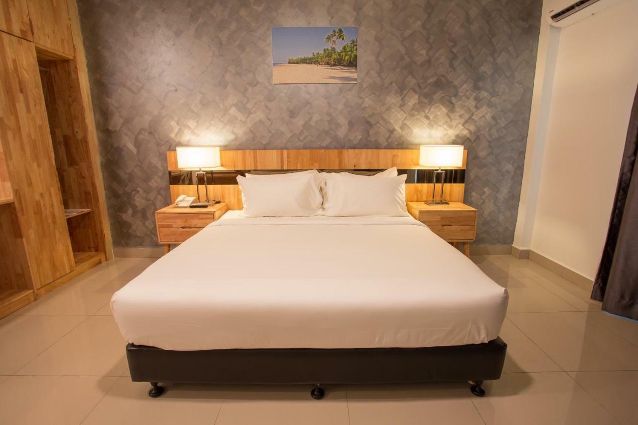 Hotel Adya Express Chenang 3*